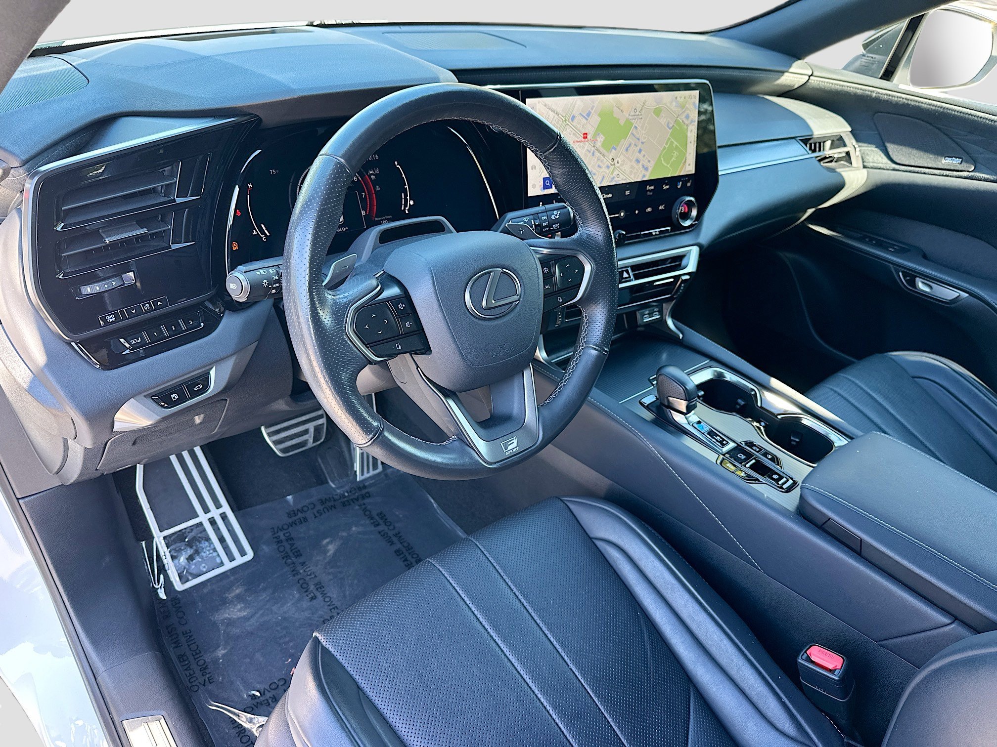 Used 2024 Lexus RX 350 F Sport w/ Convenience Package image 9