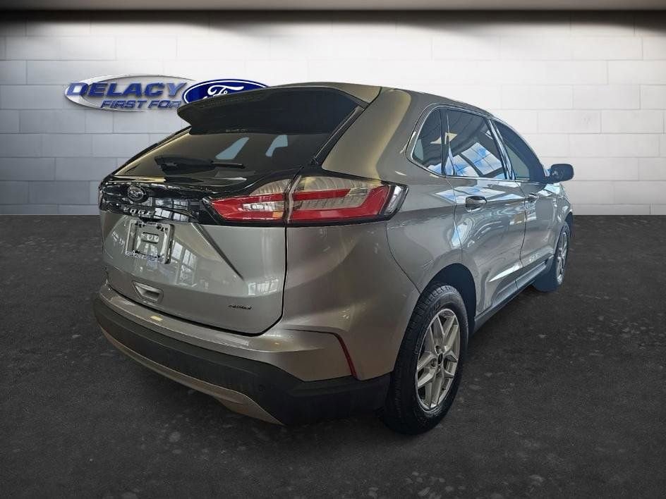Used 2023 Ford Edge SEL w/ Convenience Package AWD/4WD image 6