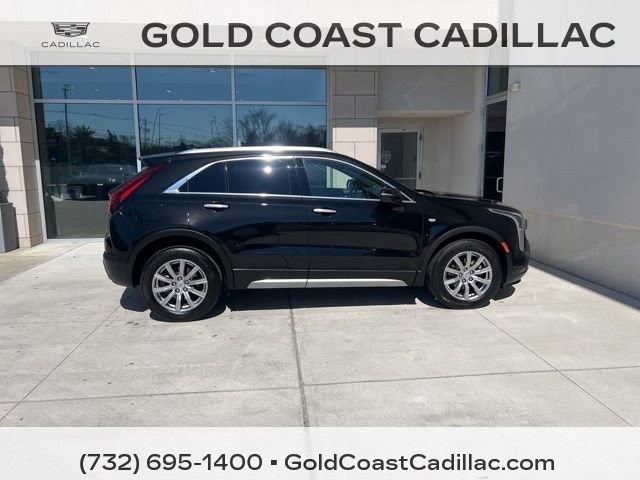 Certified 2023 Cadillac XT4 Premium Luxury w/ Cold Weather Package image 4