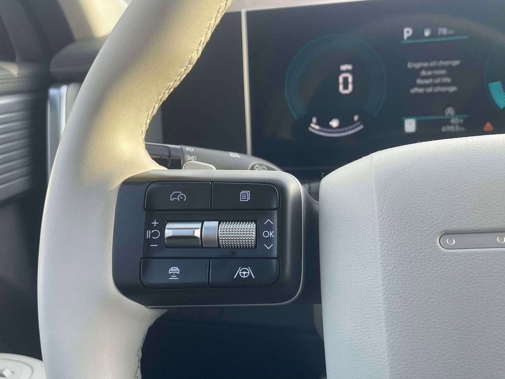 Used 2025 Hyundai Santa Fe SE image 20