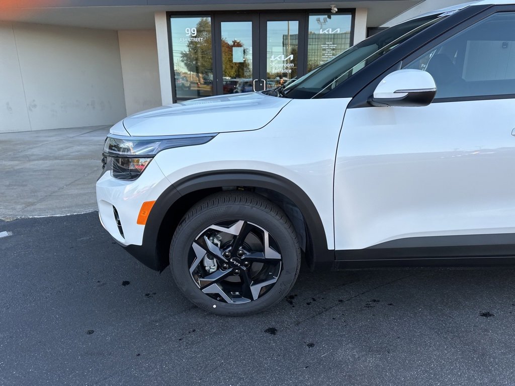 New 2026 Kia Seltos S image 11