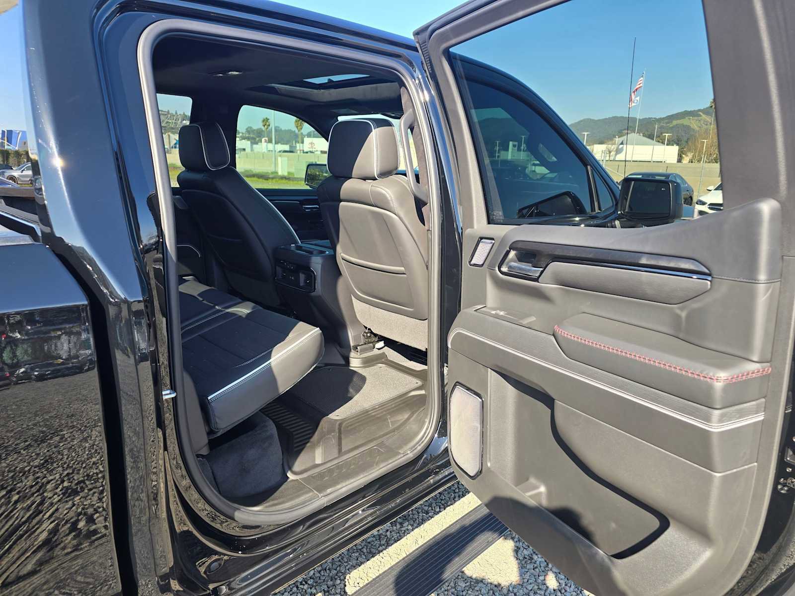 Used 2025 GMC Sierra 1500 AT4X image 14