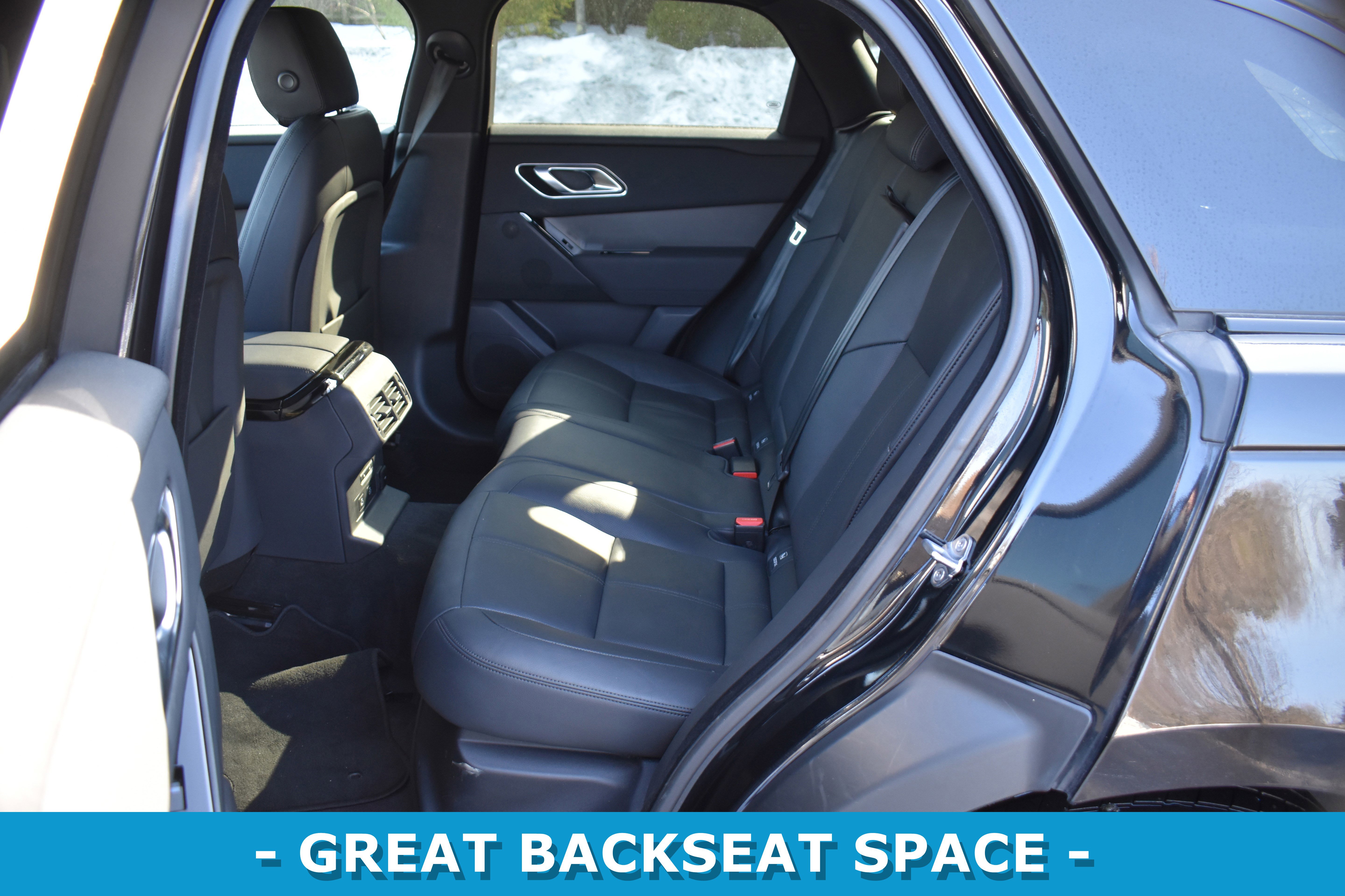 Used 2025 Land Rover Range Rover Velar Dynamic SE image 9