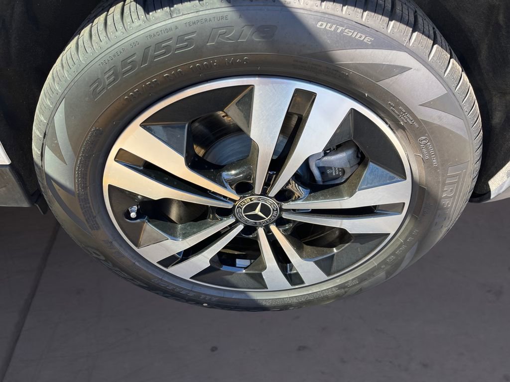 Certified 2026 Mercedes-Benz GLB 250 4MATIC image 14