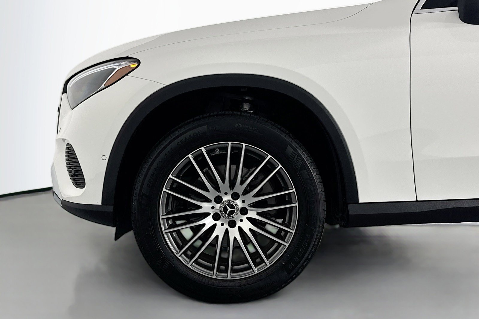 Certified 2025 Mercedes-Benz GLC 300 image 10