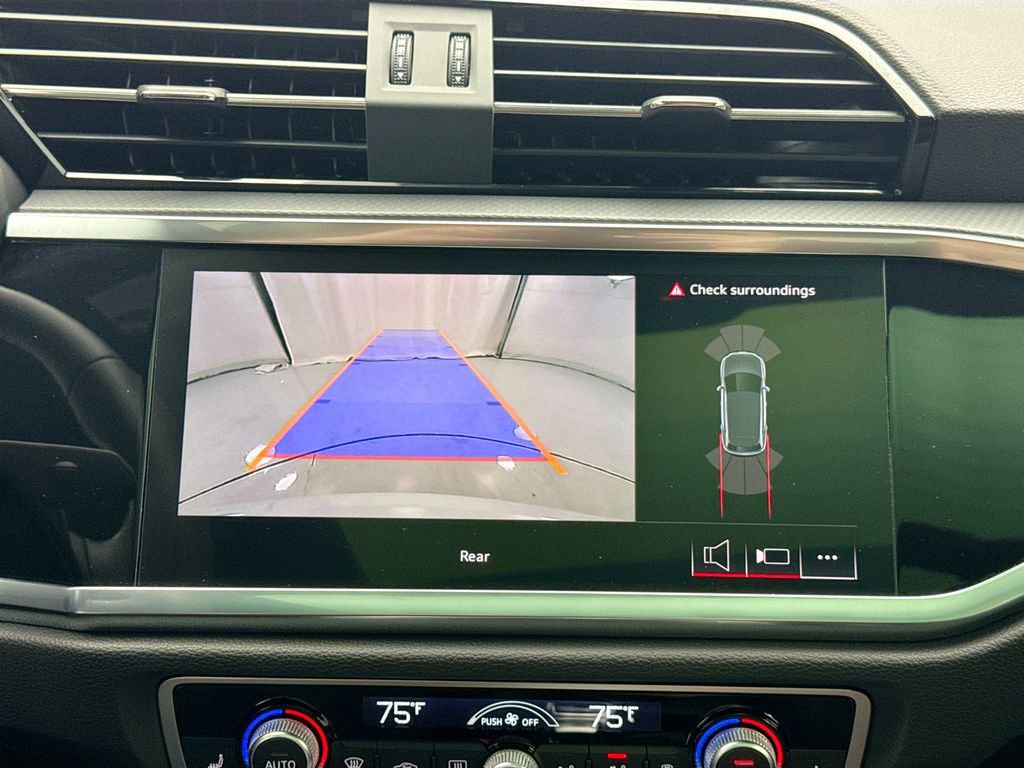 Certified 2025 Audi Q3 2.0T Premium image 14