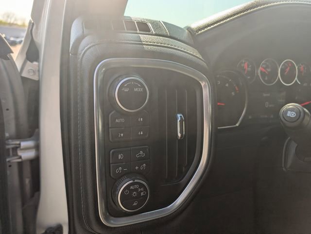 Used 2023 Chevrolet Silverado 3500 LTZ image 18