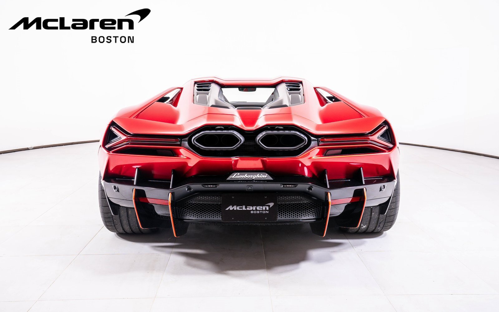 Used 2024 Lamborghini Revuelto image 5