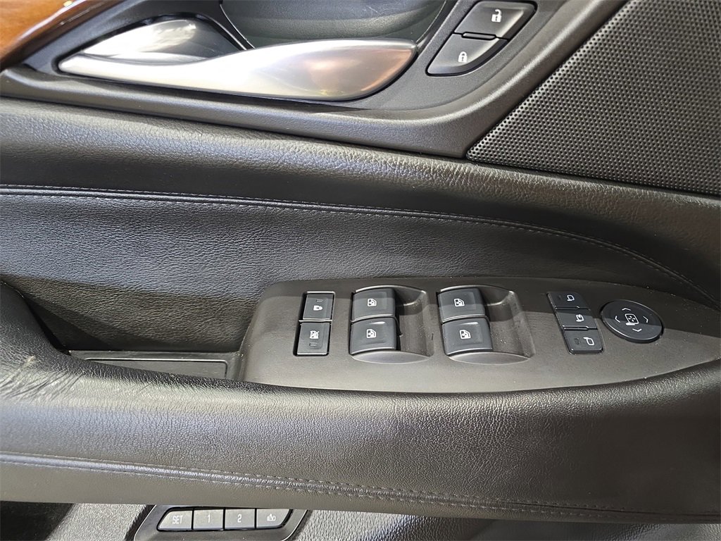 Used 2016 Cadillac Escalade ESV Premium image 29