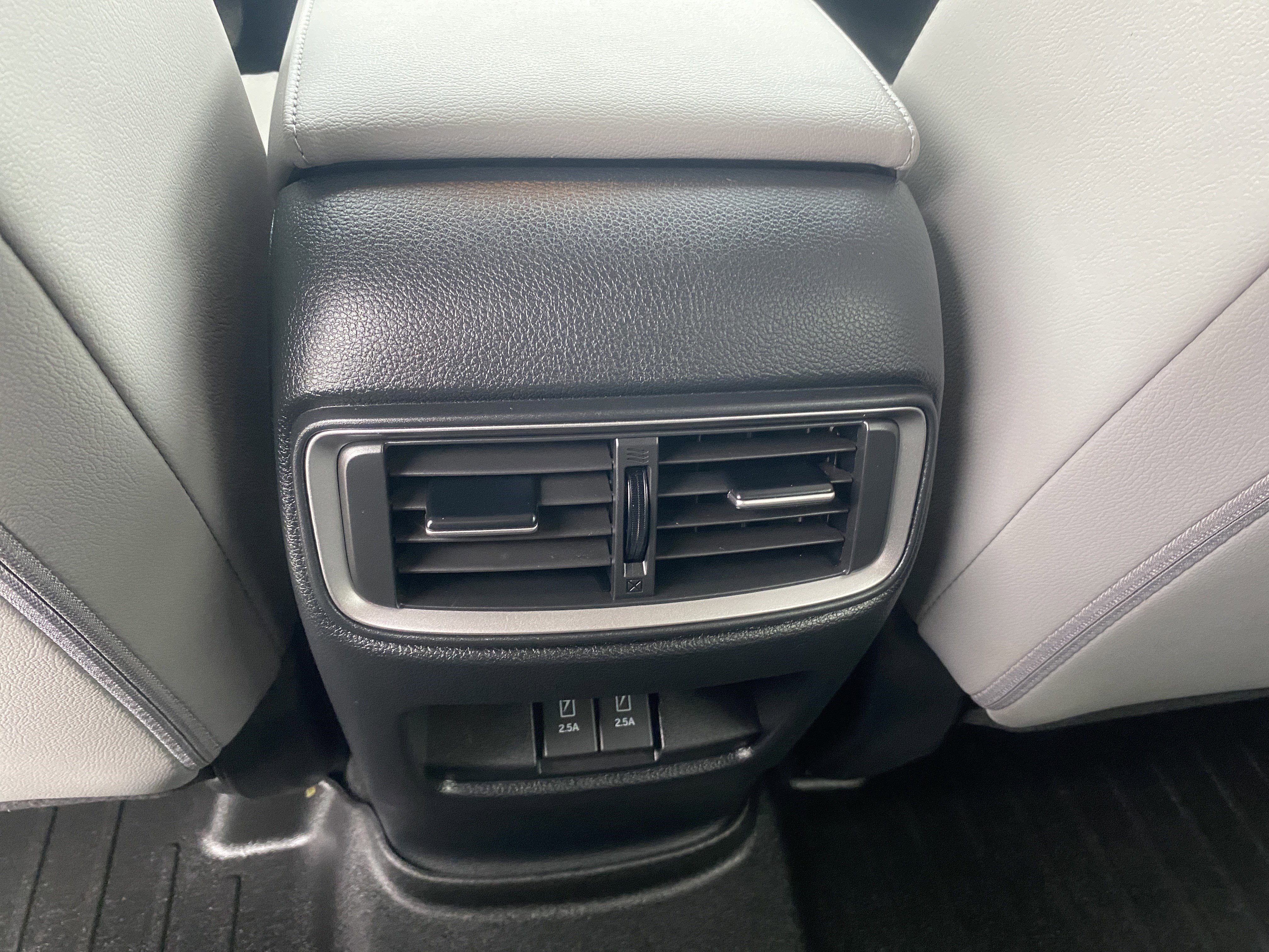 Used 2020 Honda CR-V Touring image 35