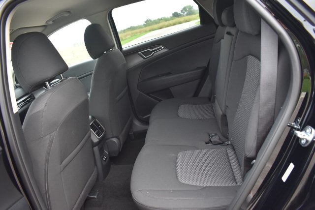New 2026 Kia Sportage LX w/ LX Convenience Package FWD image 17