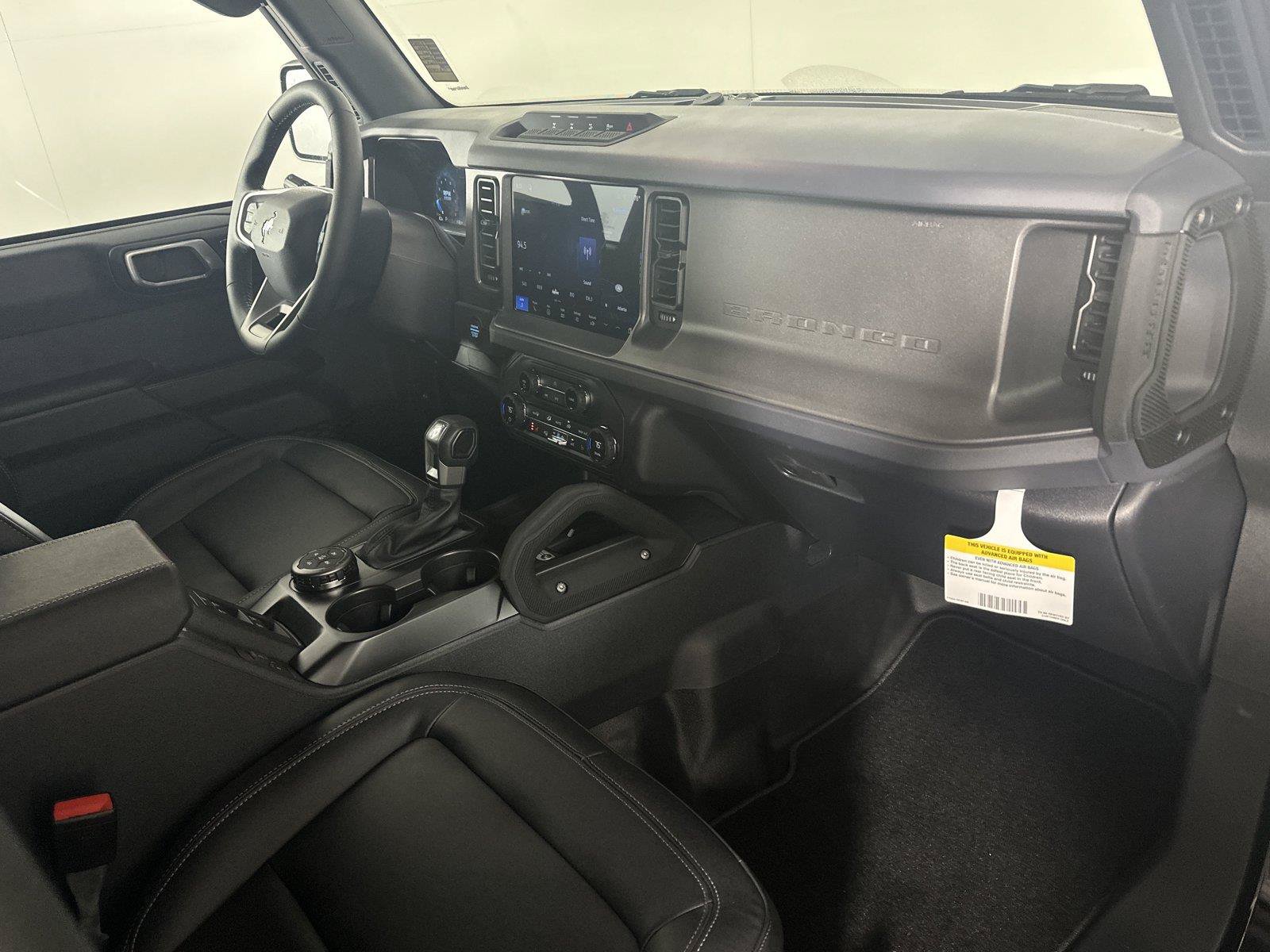 New 2026 Ford Bronco Big Bend w/ Black Diamond Package AWD/4WD image 18