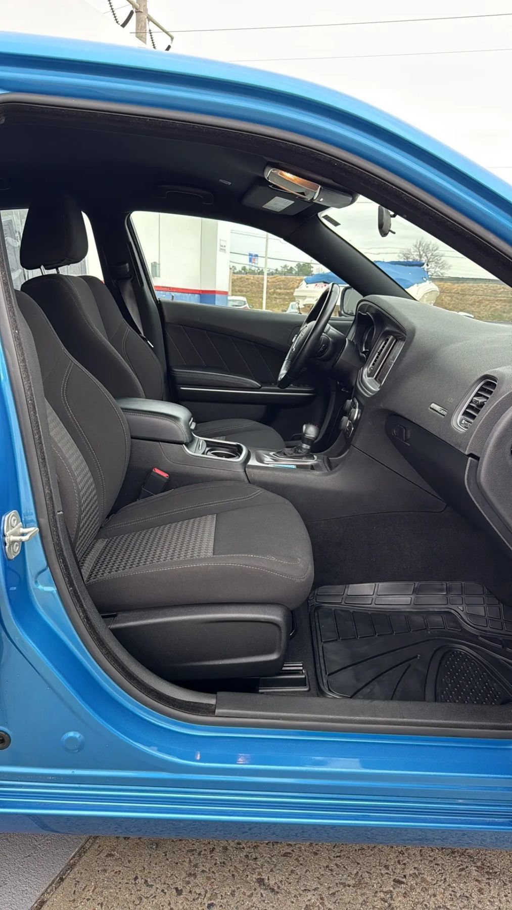Used 2023 Dodge Charger SXT image 7