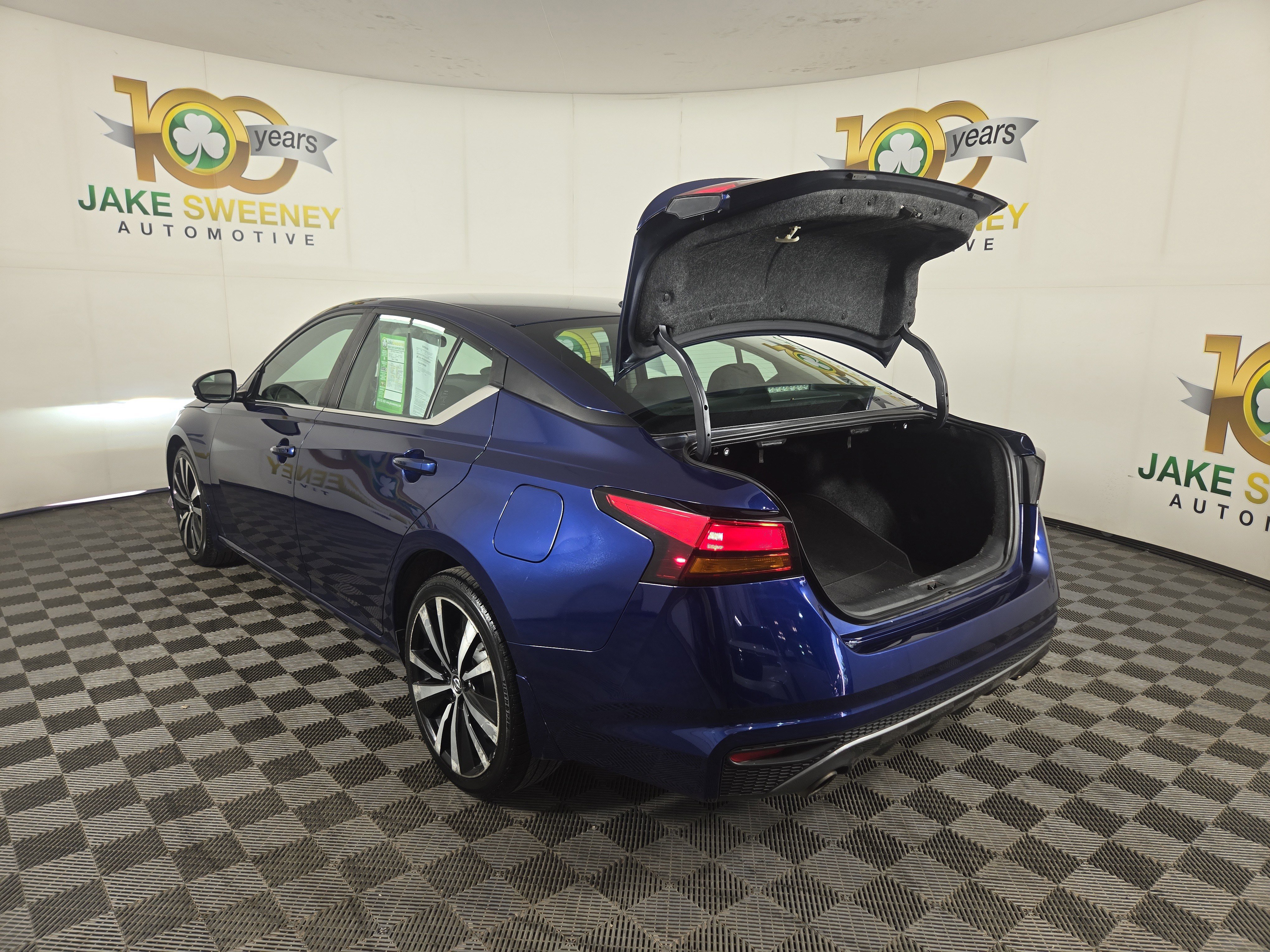 Used 2019 Nissan Altima 2.5 SR w/ SR Premium Package image 30