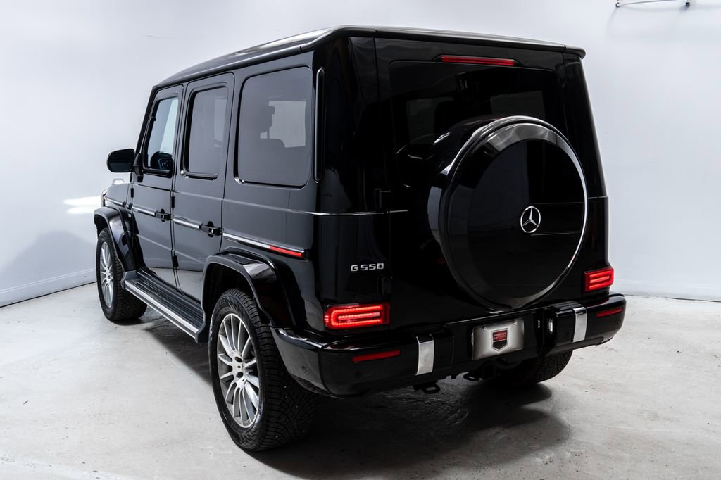 Used 2023 Mercedes-Benz G 550 image 3