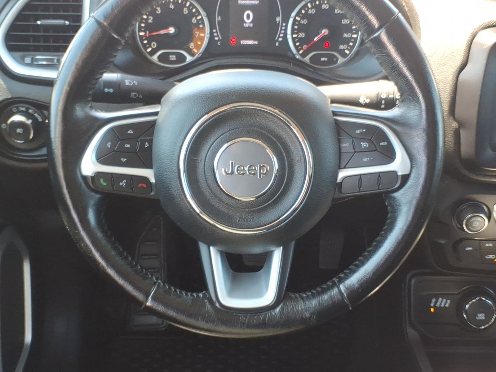 Used 2018 Jeep Renegade Latitude w/ Cold Weather Group AWD/4WD image 14