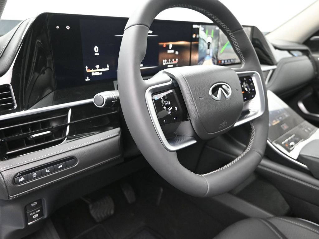New 2026 INFINITI QX80 Luxe RWD image 12
