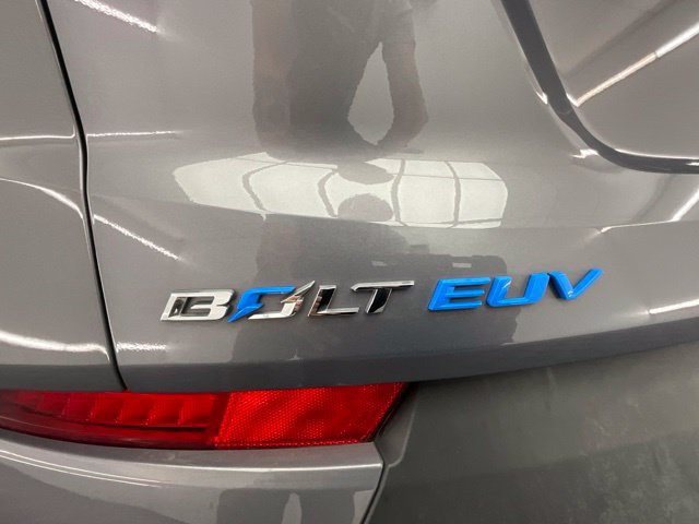 Used 2022 Chevrolet Bolt EUV LT w/ Comfort Package FWD image 23
