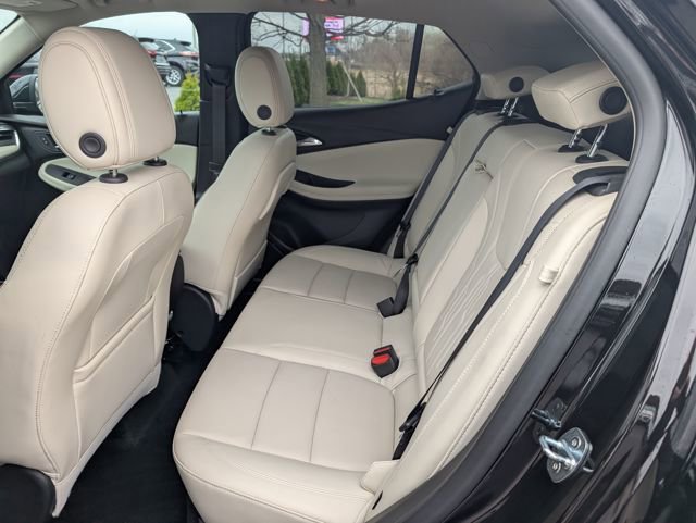 Used 2024 Buick Encore GX Avenir w/ Avenir Technology Package image 9