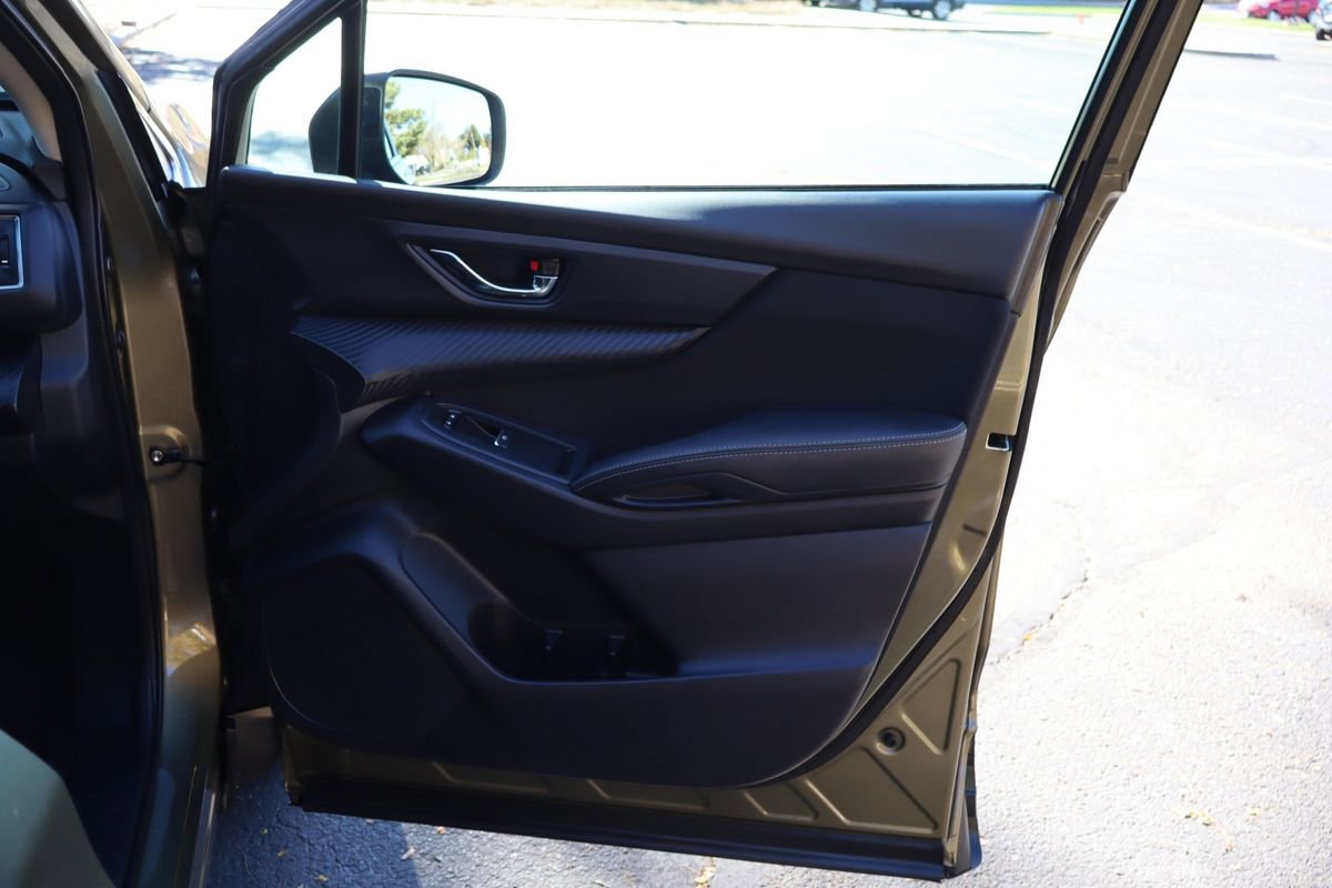 Used 2023 Subaru Ascent Premium w/ Convenience Package image 28