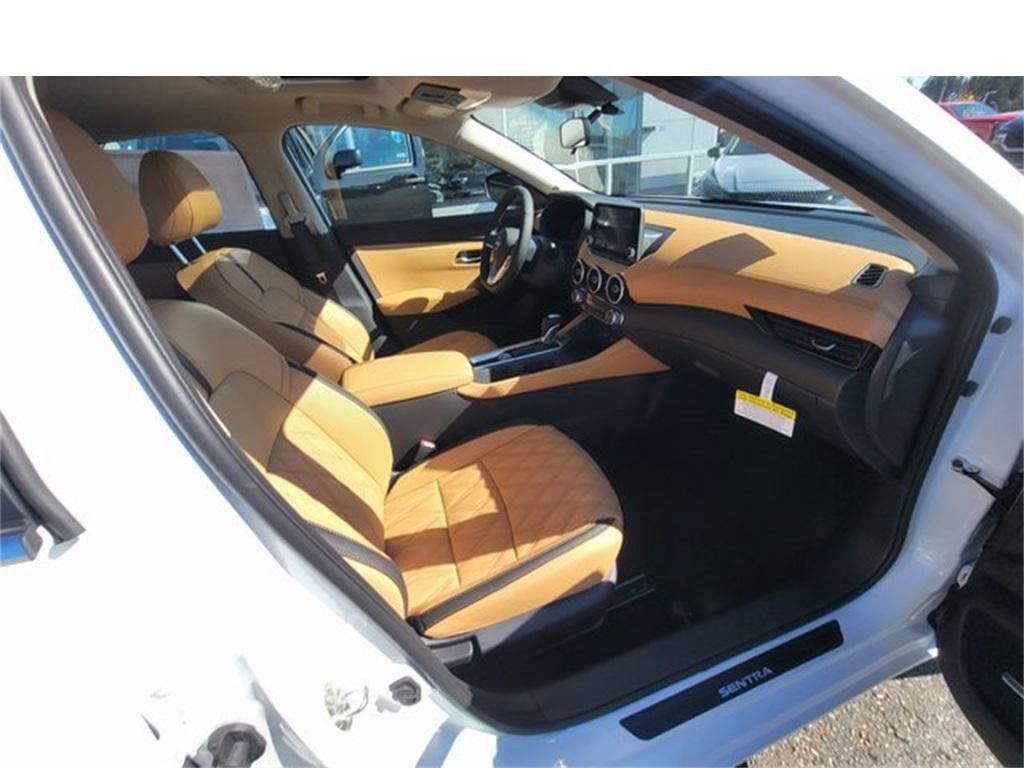 New 2025 Nissan Sentra SV w/ SV Premium Package image 11