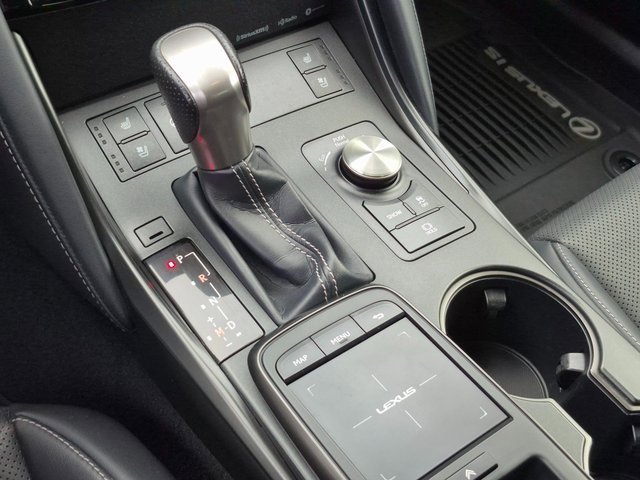 Used 2022 Lexus IS 350 F Sport image 12