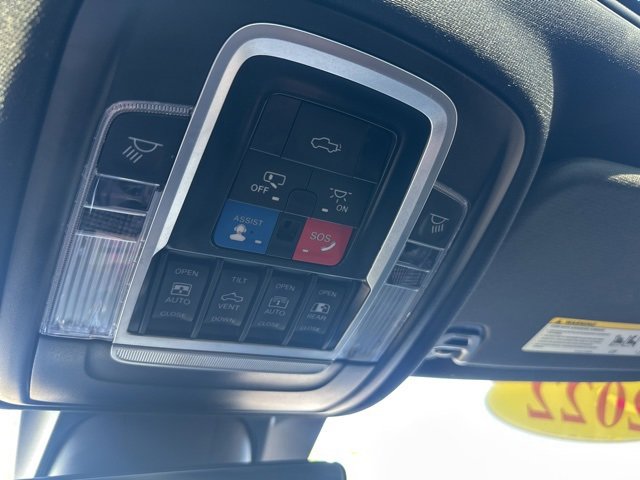 Used 2022 RAM 1500 Laramie image 15