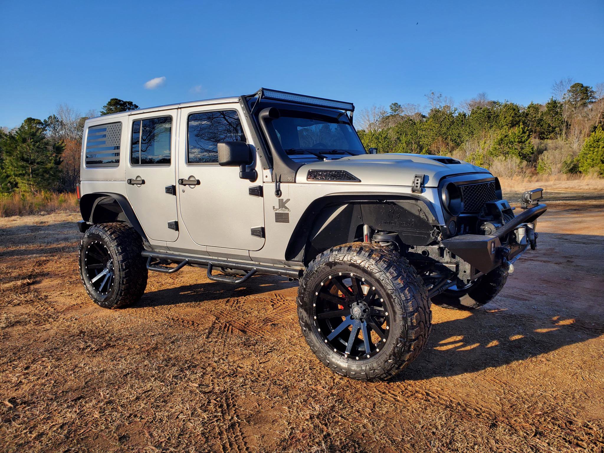 Used 2014 Jeep Wrangler Unlimited Sahara image 13
