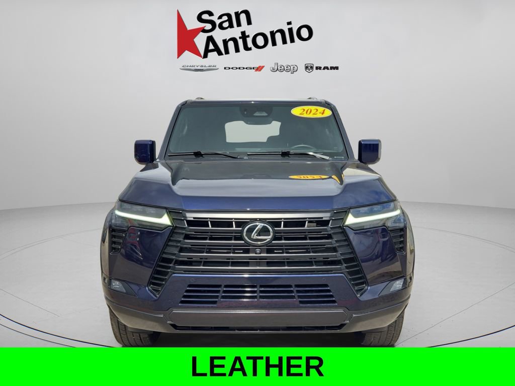 Used 2024 Lexus GX 550 w/ Accessory Package (2T) image 3