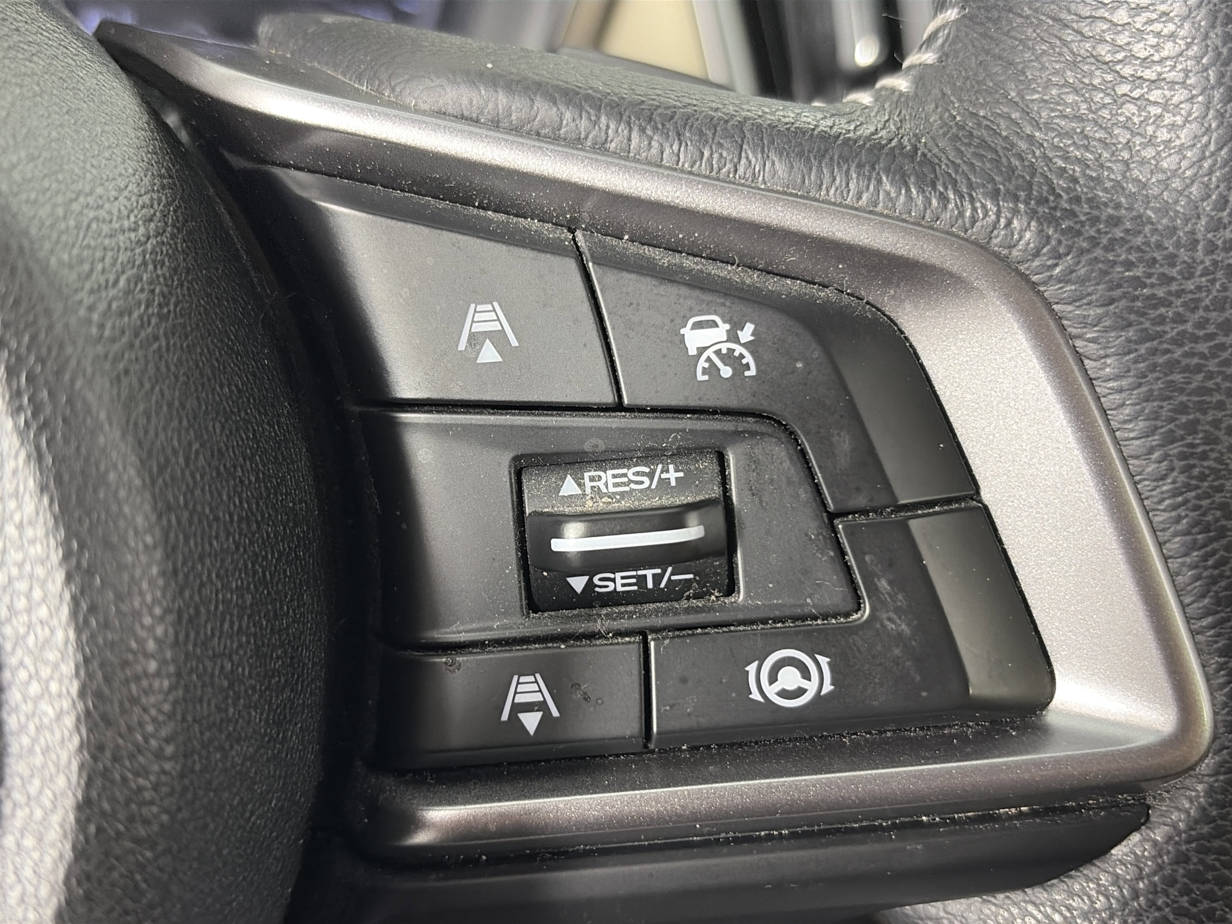 Used 2020 Subaru Outback Limited w/ Popular Package #2 AWD/4WD image 34