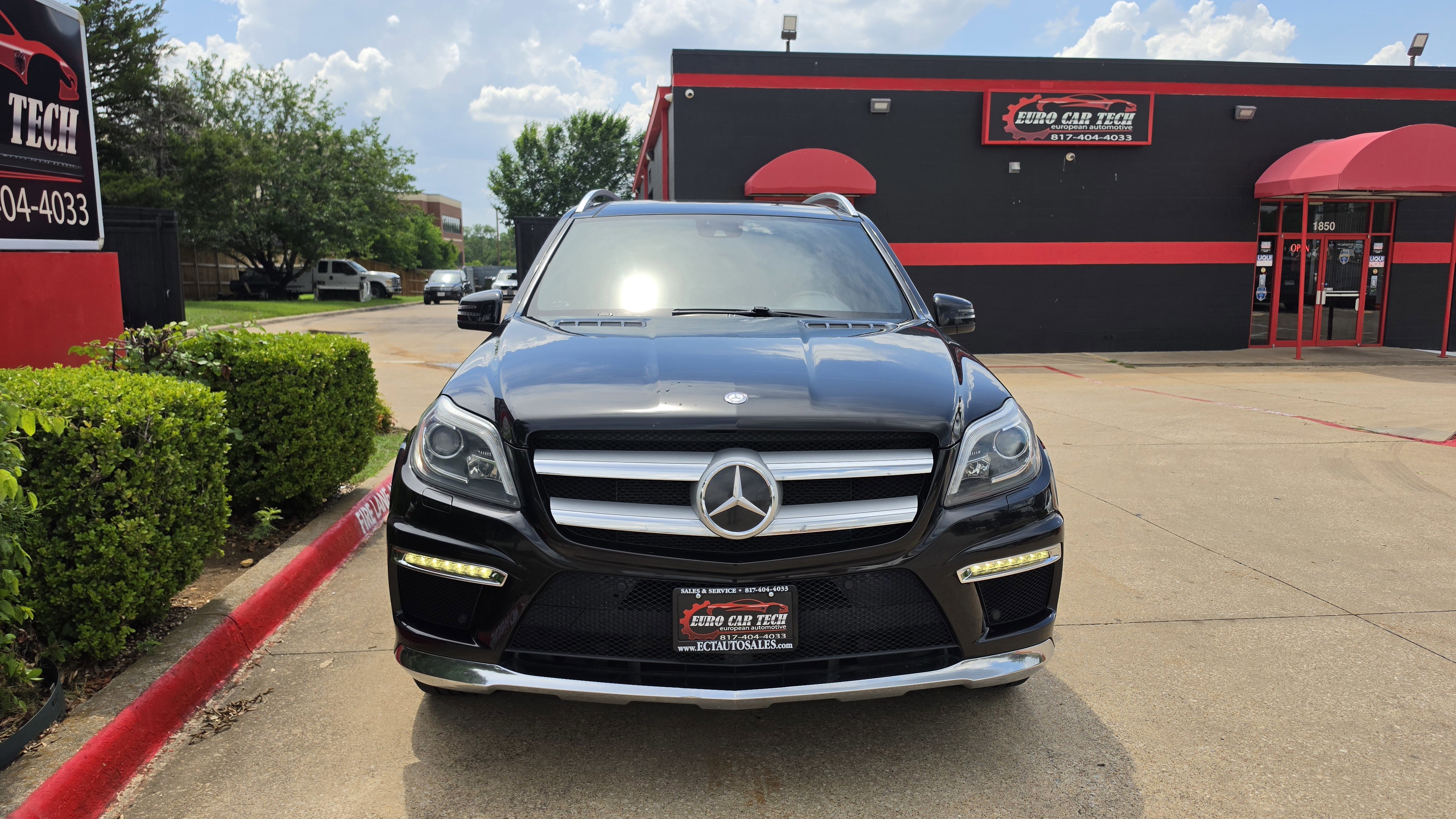 Used 2013 Mercedes-Benz GL 550 4MATIC image 5