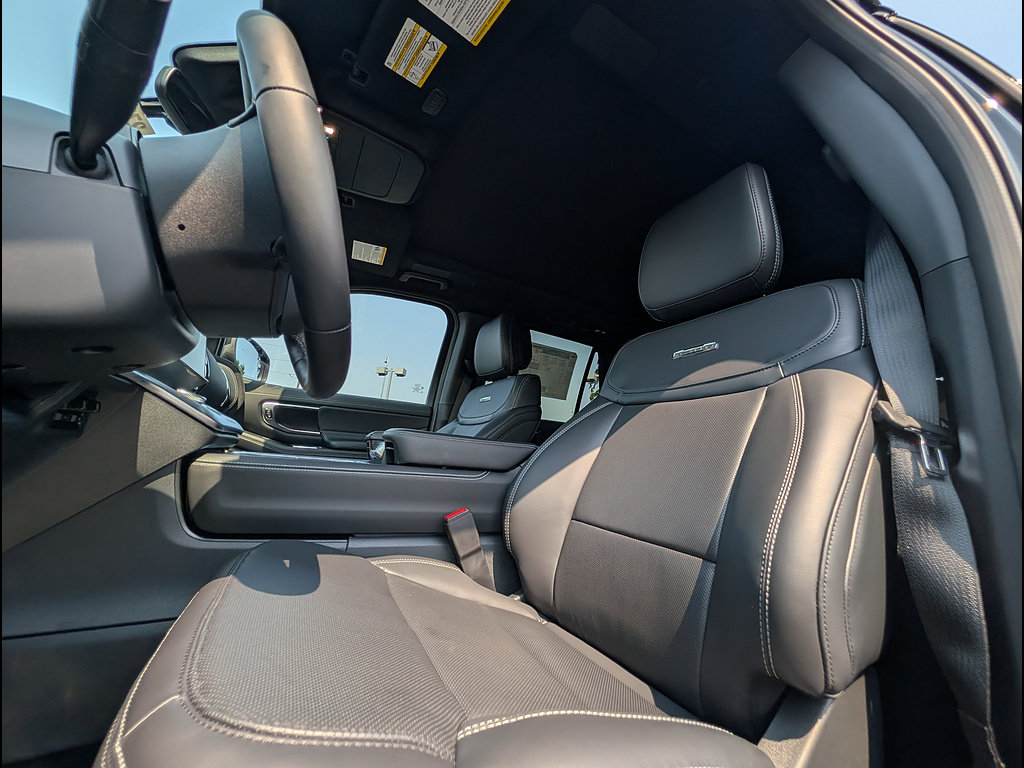 New 2027 Ford Expedition Platinum w/ Stealth Performance Package AWD/4WD image 26