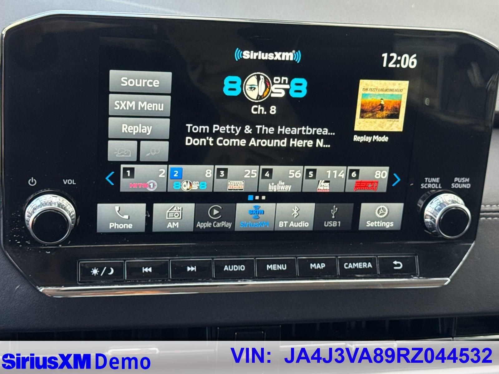 Used 2024 Mitsubishi Outlander SE FWD image 29