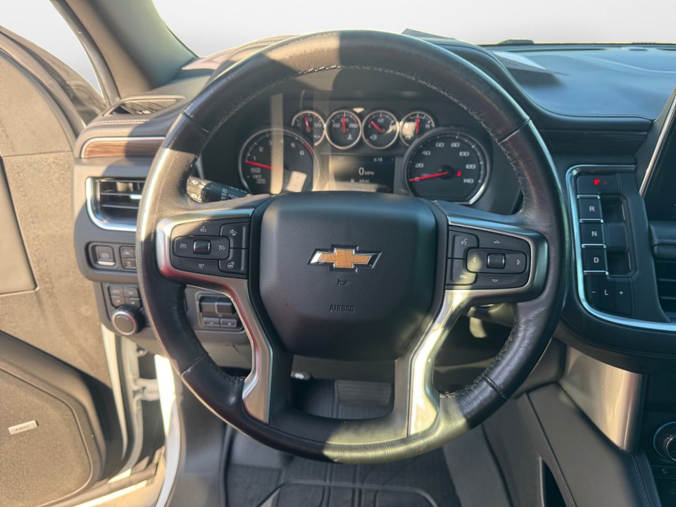 Used 2021 Chevrolet Suburban LT w/ LT Signature Package AWD/4WD image 13