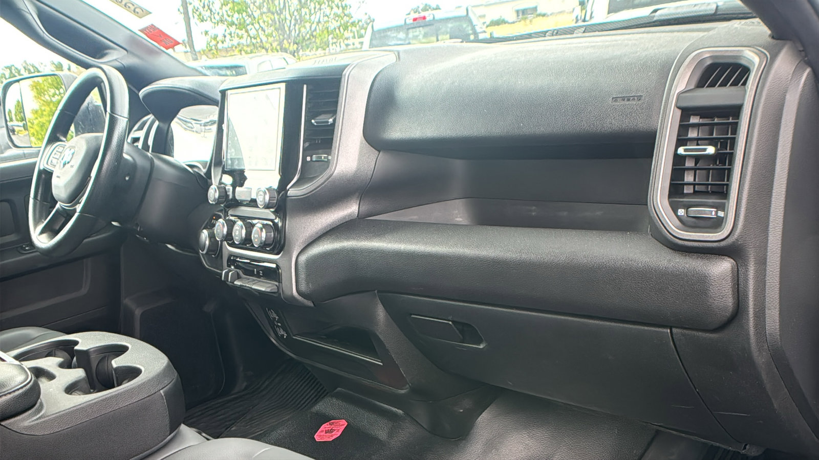 Used 2022 RAM 2500 Tradesman w/ Chrome Appearance Group image 16