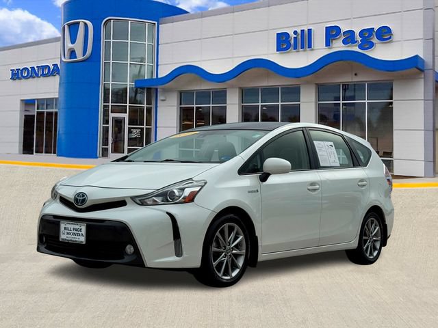 Used 2017 Toyota Prius V Five w/ Advanced Technology Package FWD image 2