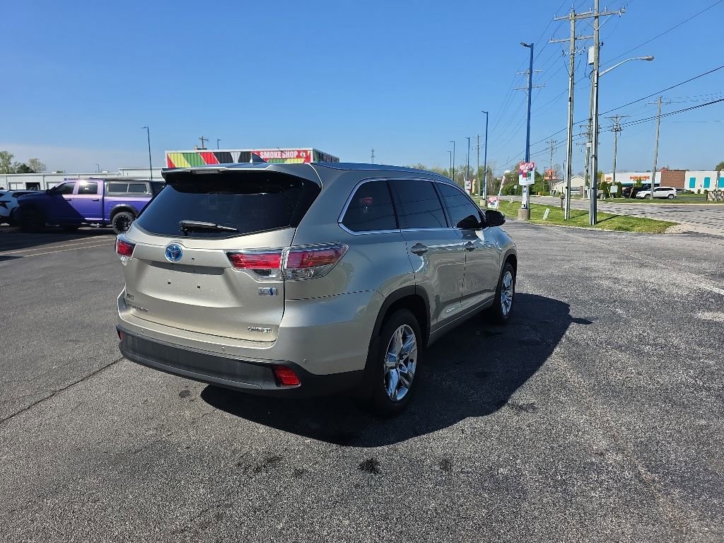 Used 2014 Toyota Highlander Limited Platinum AWD/4WD image 5