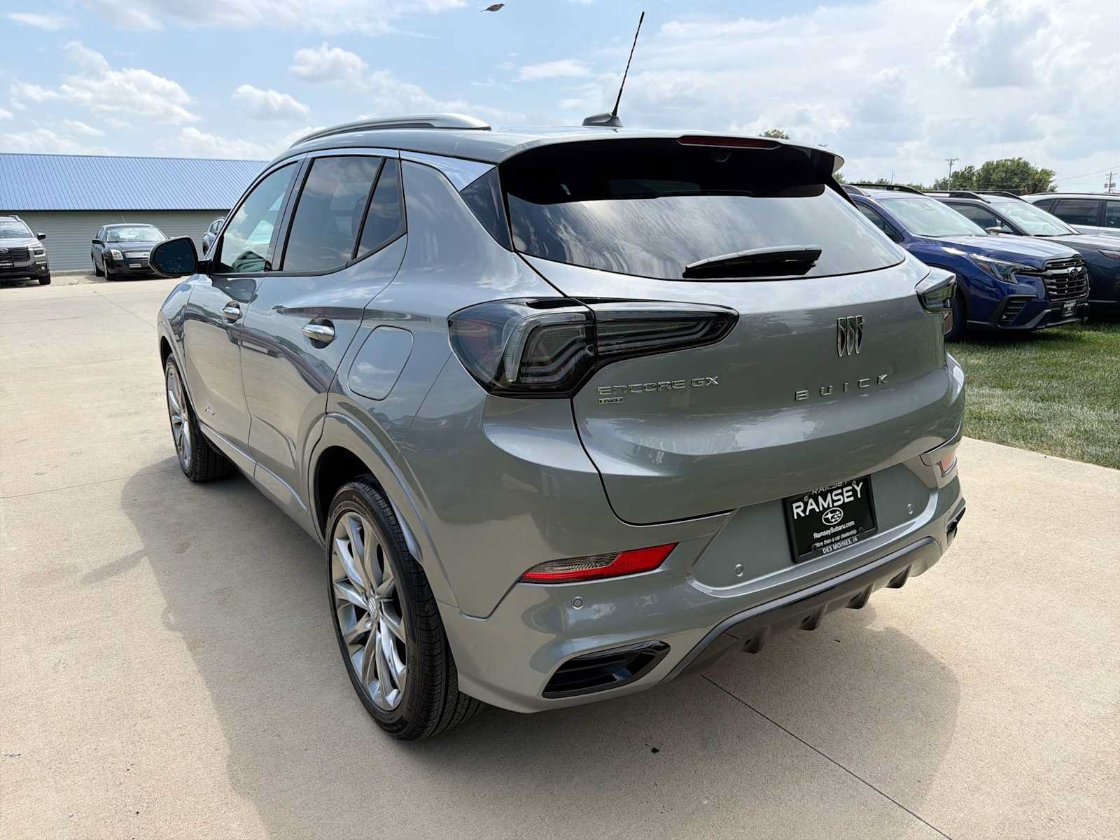 Used 2026 Buick Encore GX Avenir w/ Avenir Technology Package AWD/4WD image 4