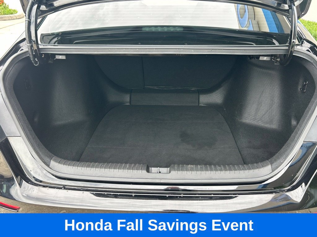 Used 2023 Honda Accord EX image 10