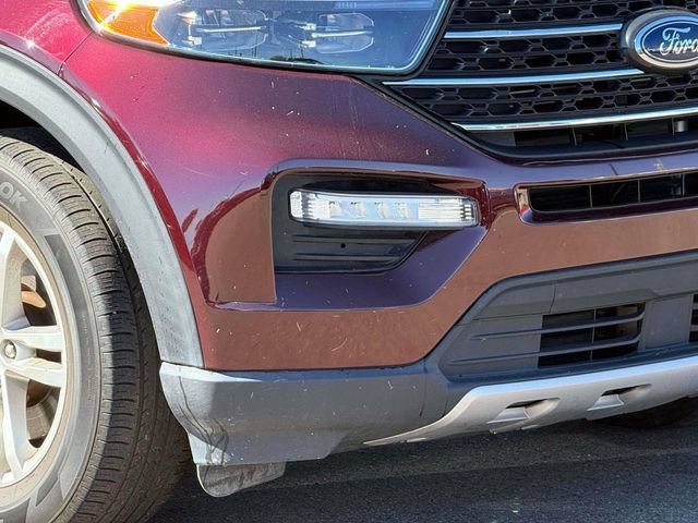 Used 2022 Ford Explorer XLT w/ Equipment Group 202A AWD/4WD image 9