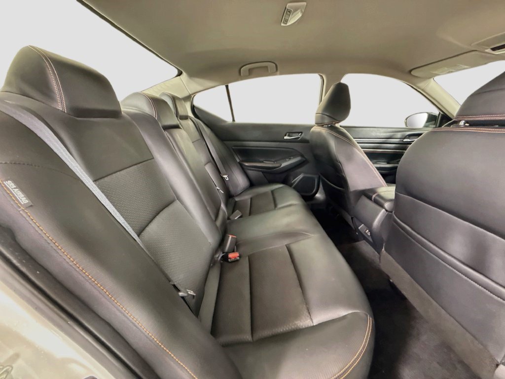 Used 2019 Nissan Altima 2.5 SR FWD image 26