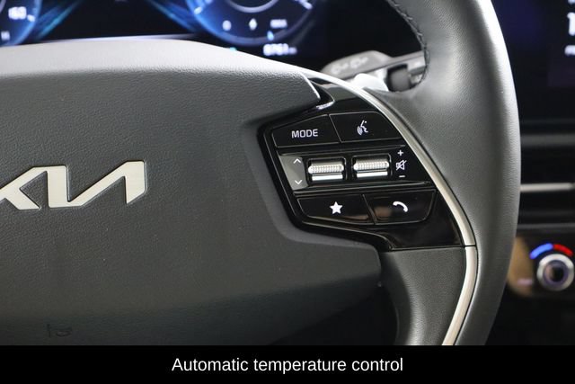 Used 2025 Kia Niro Wind w/ Wind Preserve Package FWD image 10