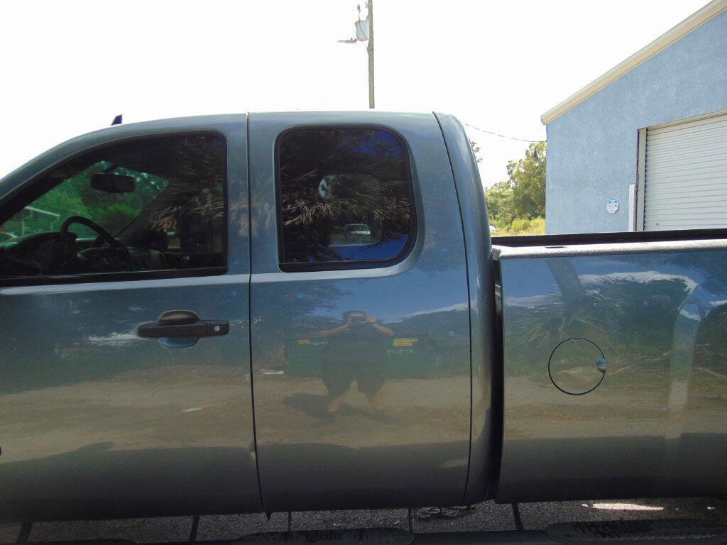 Used 2013 Chevrolet Silverado 2500 LT w/ Interior Plus Package image 11