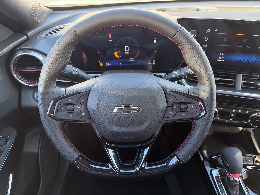 New 2026 Chevrolet Trax RS w/ Sunroof Package FWD image 9