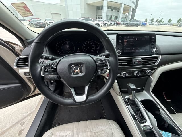 Used 2018 Honda Accord Touring image 14