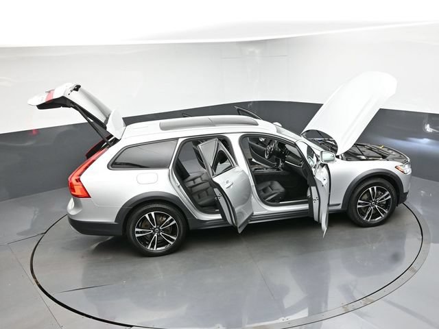 Used 2018 Volvo V90 T5 Cross Country w/ Plus Package AWD/4WD image 46