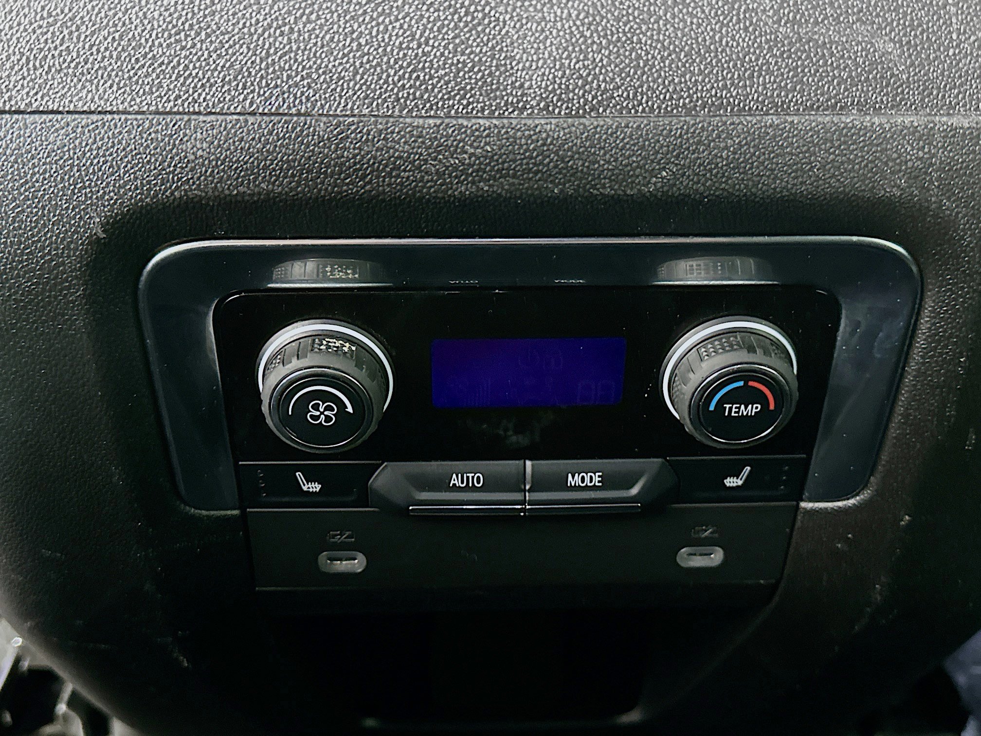 Used 2024 Chevrolet Tahoe Premier image 27