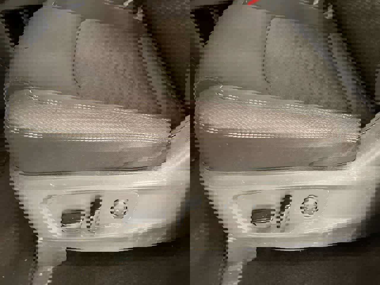 Used 2022 Nissan Pathfinder SV image 12