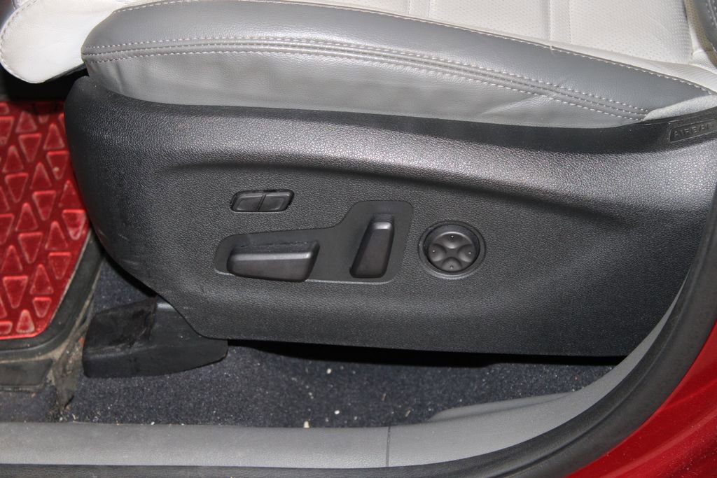 Used 2020 Kia Sorento SX FWD image 16