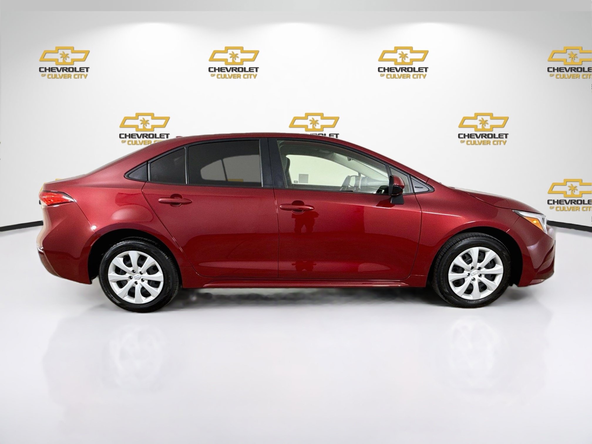 Used 2026 Toyota Corolla LE FWD image 9